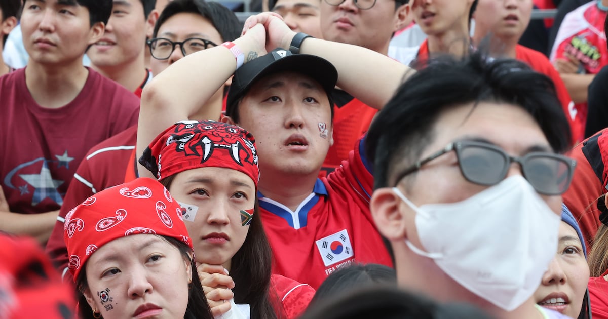 “이걸 어떻게 질 수가 있냐” 남아공전 졸전에 폭발한 광화문 거리 광경