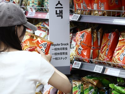 새우깡·던킨 도넛… 먹거리 가격 줄인상