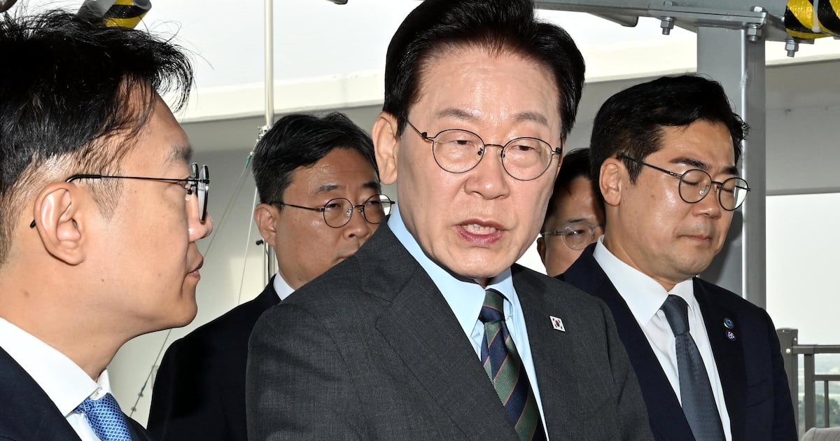 李대통령, '정치적 고향' 계양 방문... 친명 핵심 박찬대·김남준 동행 - 뉴스 썸네일 이미지