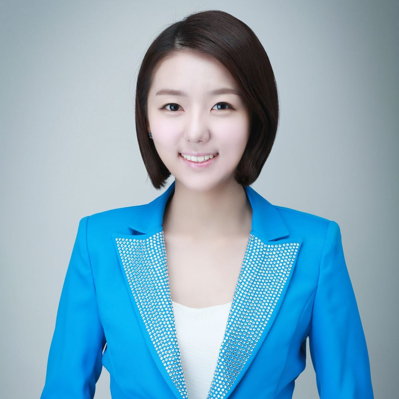 싸구려” 설명하고 2시간 만에 1억 번 래퍼 염따…”과태료 부과 가능”